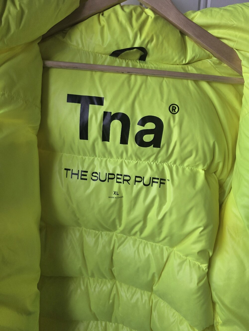 TNA Super Puff Neon Fluorescent Yellow Puffer Winter Jacket Womens XL - Picture 8 of 14